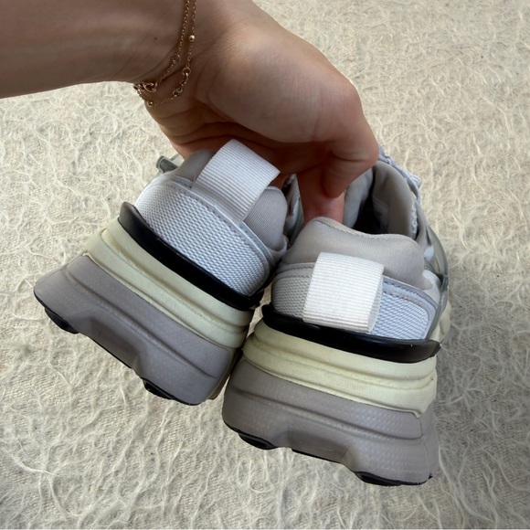 Nike Silver Chunky Sneakers - size 7.5 - Picture 3 of 6